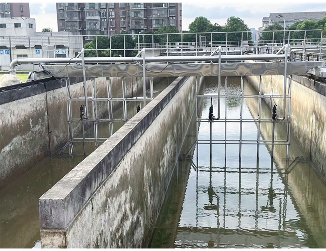 行車式泵吸泥機(jī)在湖南投入使用