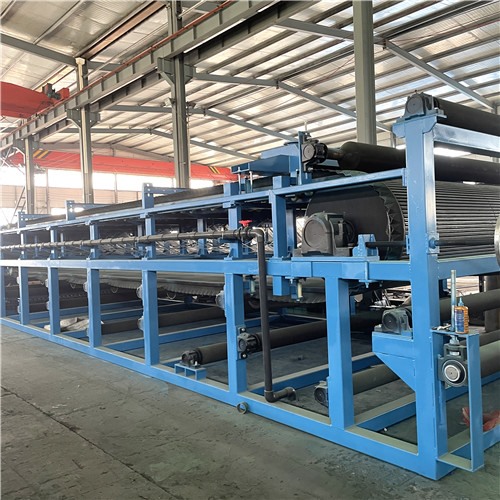 銀川客戶定制4臺橡膠帶式真空過濾機