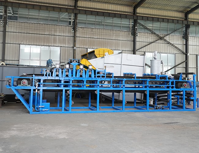 橡膠帶式真空過濾機完工了，即將發(fā)貨！