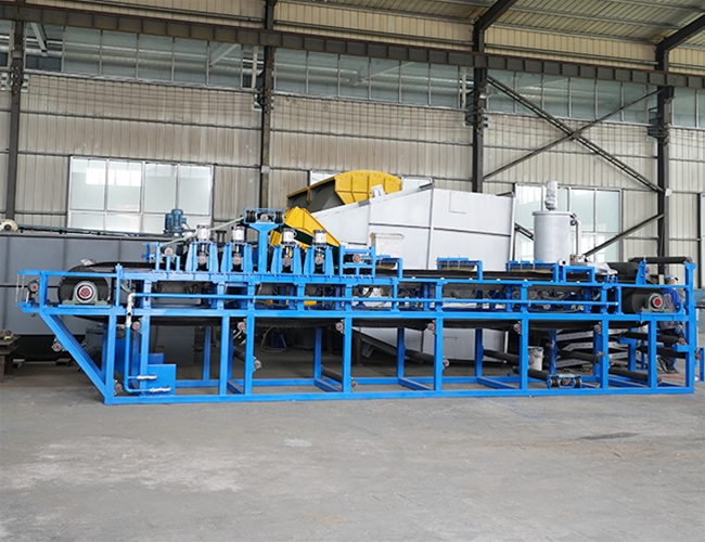 橡膠帶式真空過濾機(jī)完工了，即將發(fā)貨！