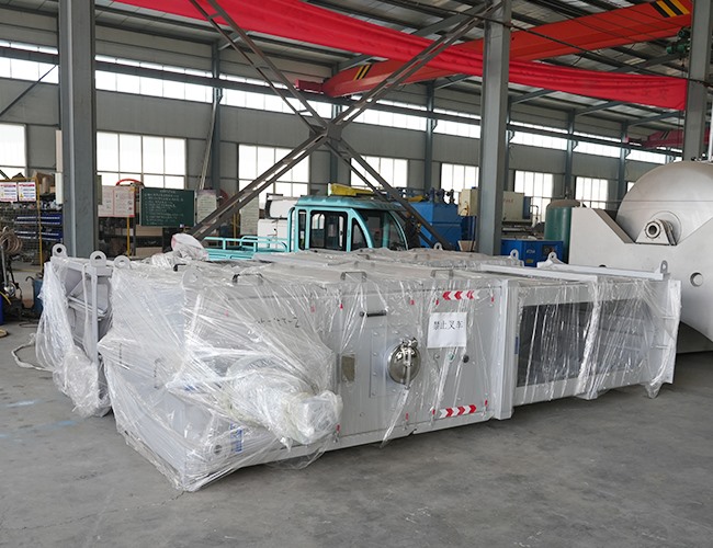 2臺(tái)內(nèi)進(jìn)流格柵除污機(jī)發(fā)貨